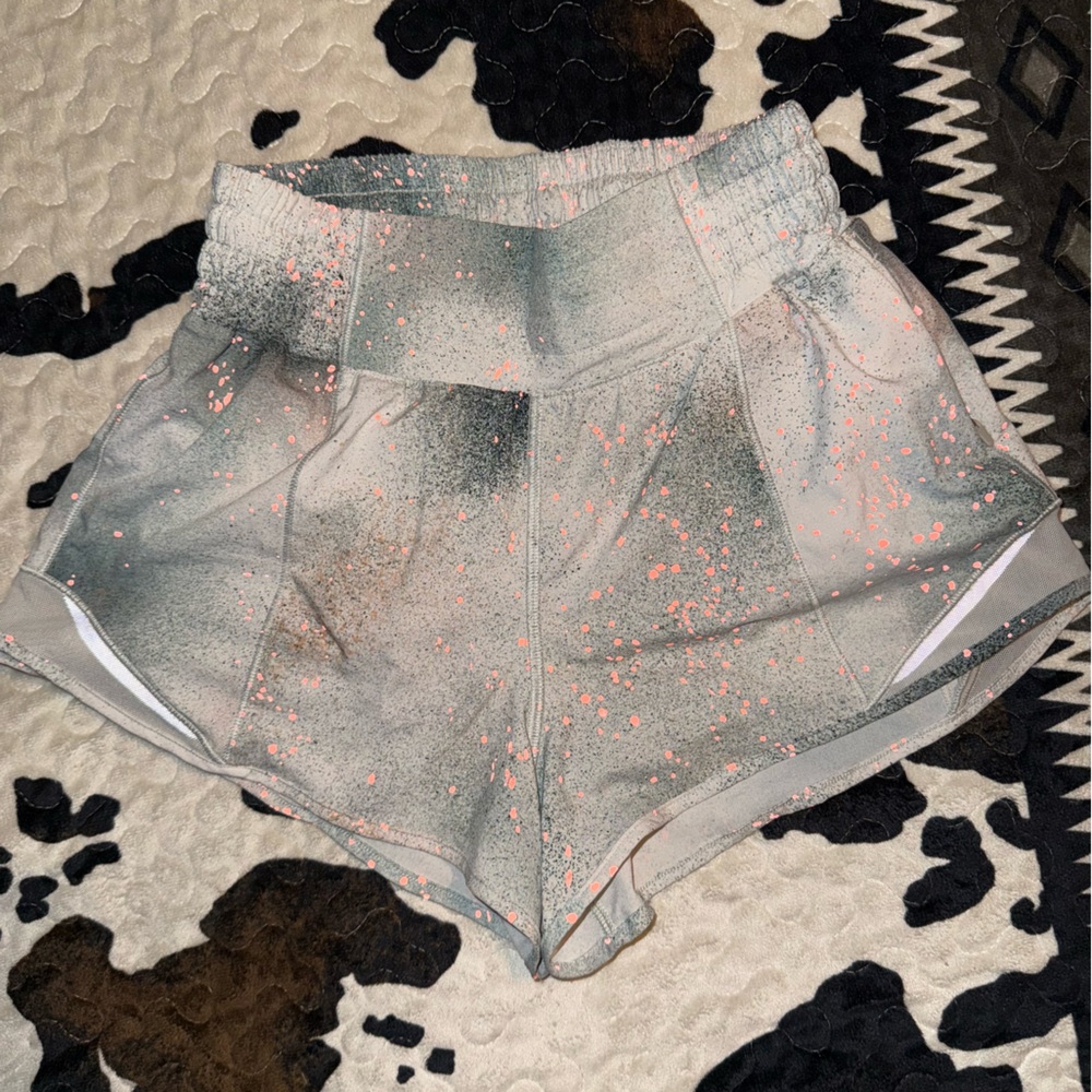 Lululemon hottie hots